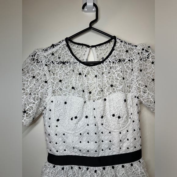 White Black Corset Hibiscus Floral Lace Guipure Tiered Mini Dress Size Small - Picture 4 of 15